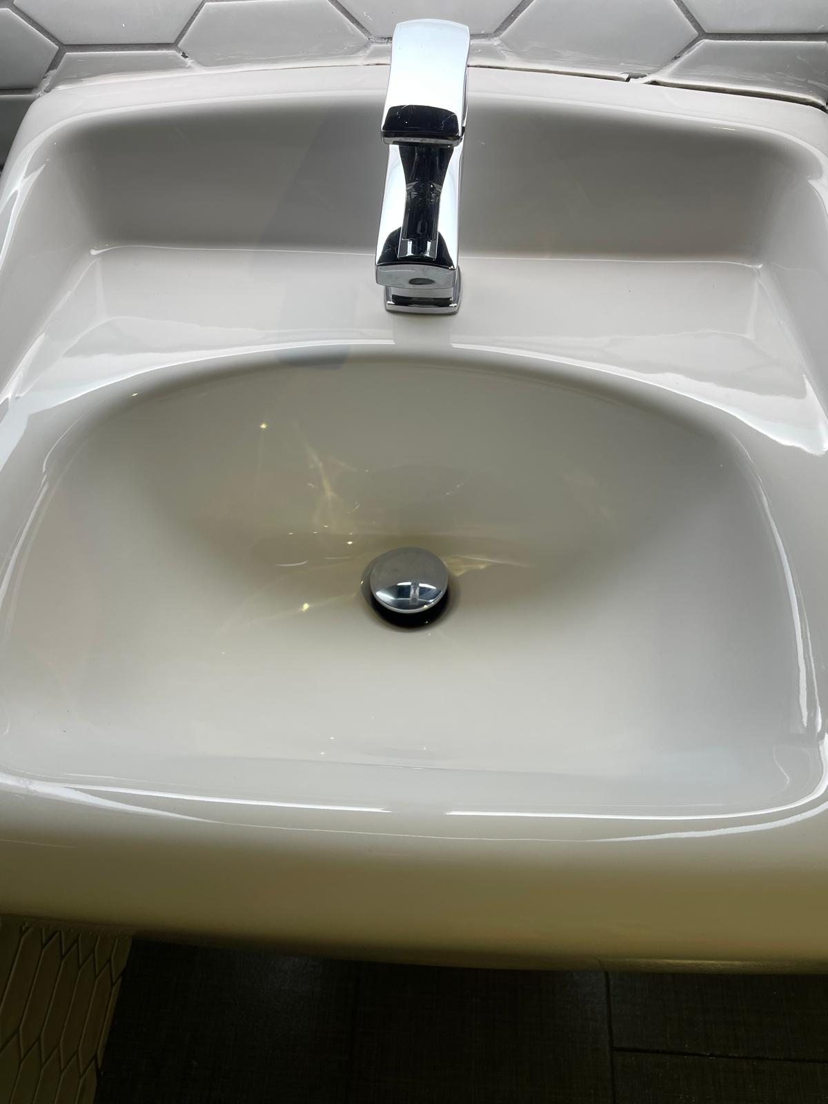 Kitchen and sink cleaning